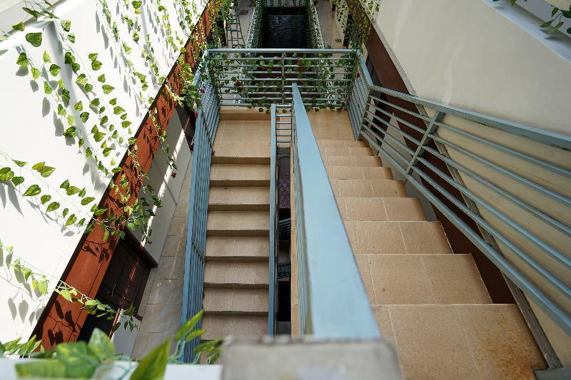 Reddoorz At Pondok Candra Surabaya Exterior photo